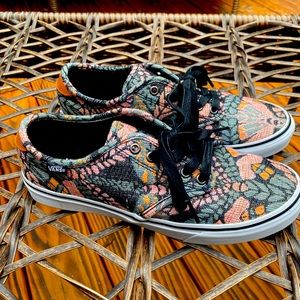 Vans ultra cush 9.5 NWOT
